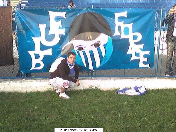 banerul blue force comunicate